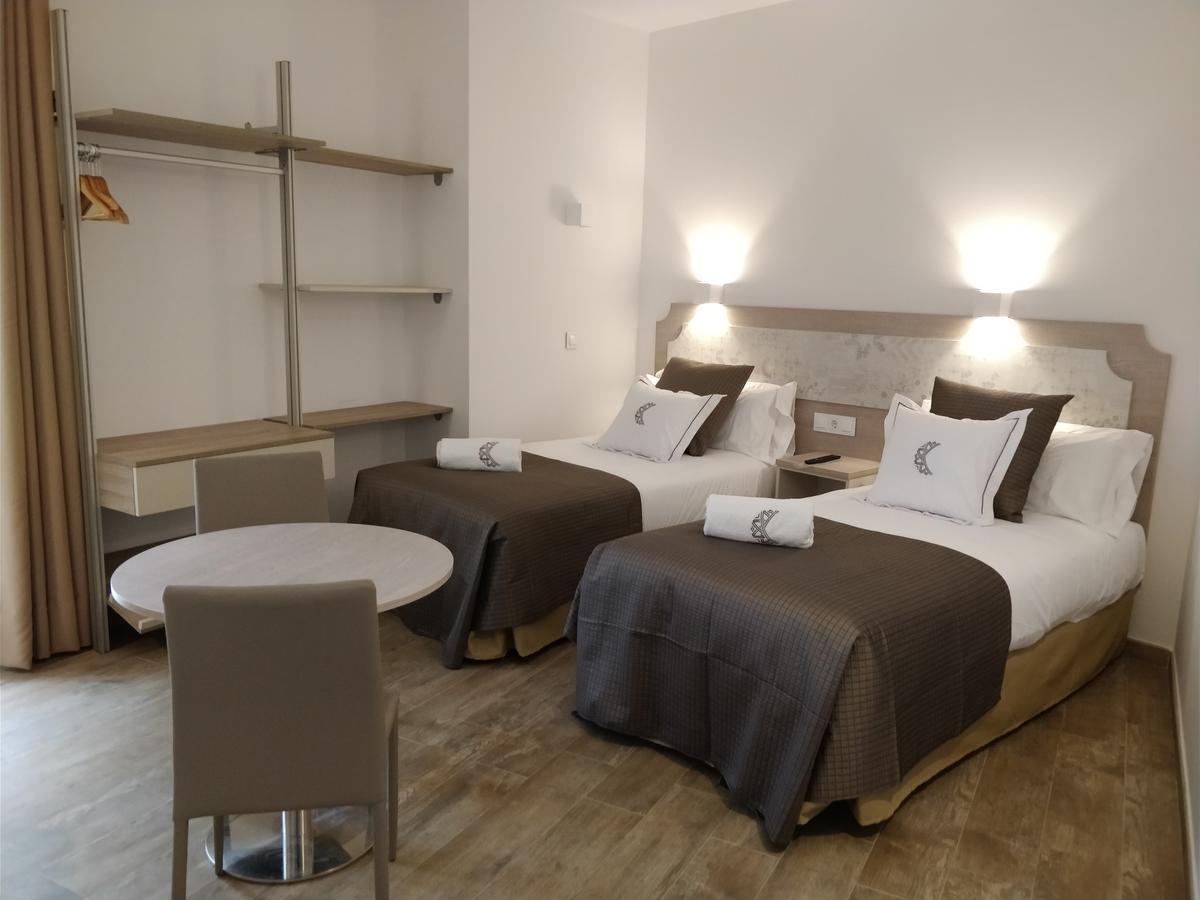 Triple Room,630665931:JPEG